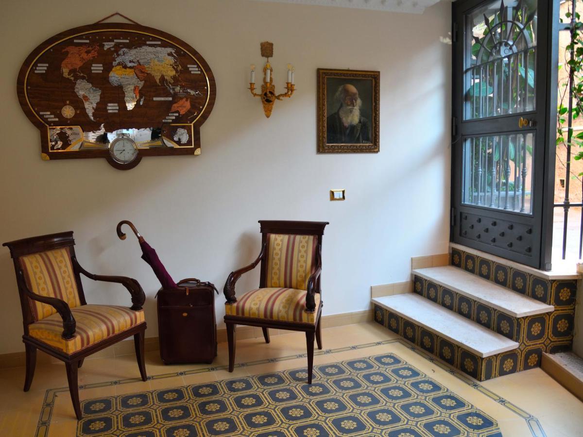 Hotel Regal House Roma Capucci 6 Zewnętrze zdjęcie