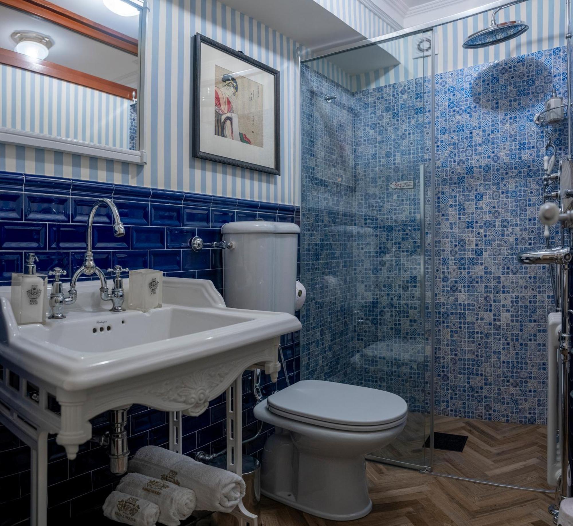 Hotel Regal House Roma Capucci 6 Zewnętrze zdjęcie