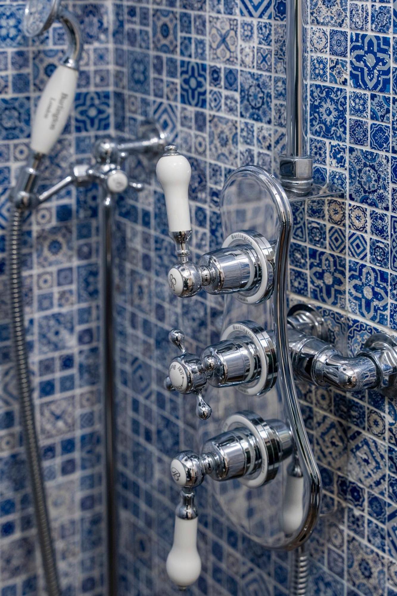 Hotel Regal House Roma Capucci 6 Zewnętrze zdjęcie